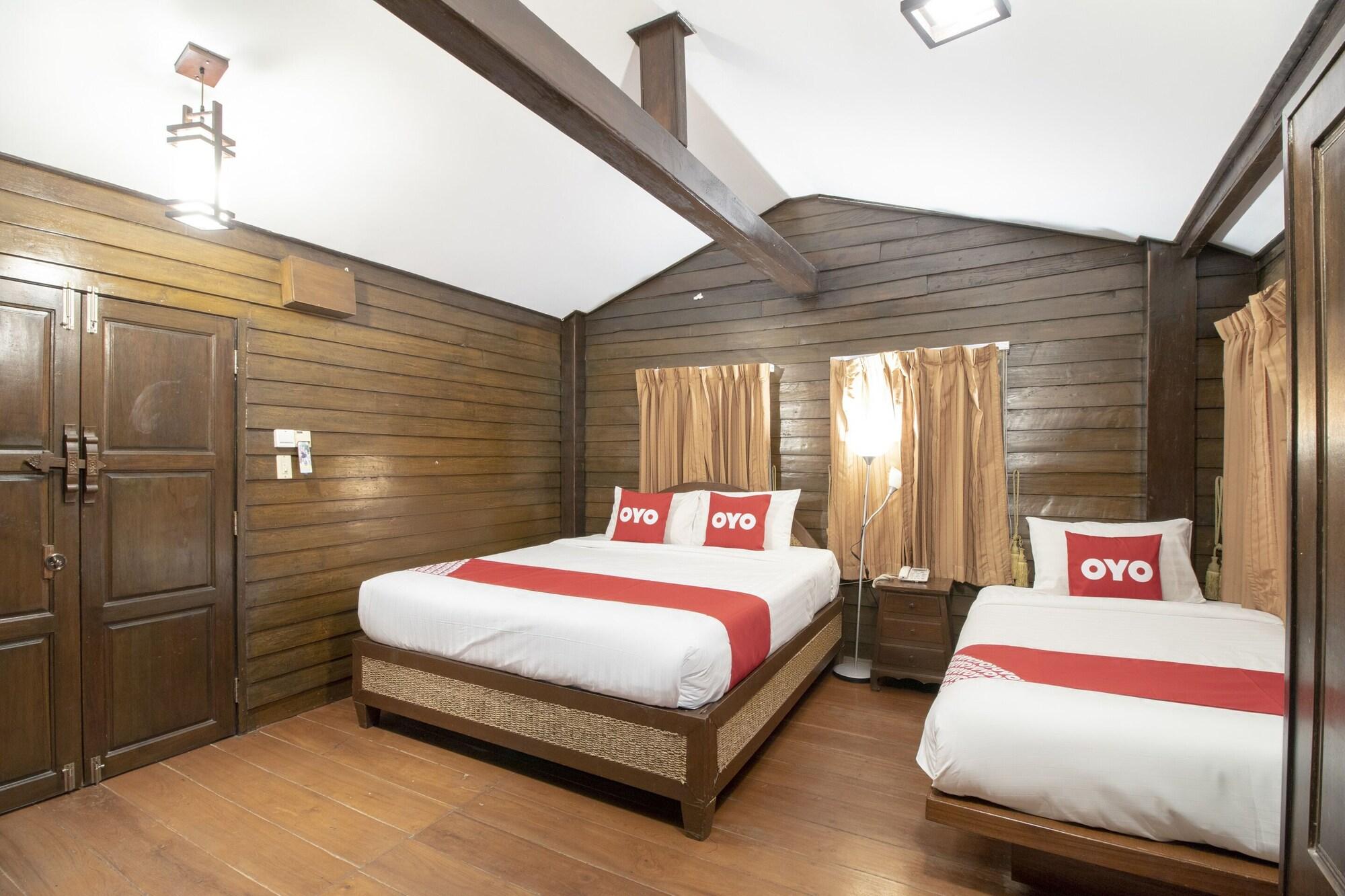 Oyo 635 Sira Boutique Hotel Чиангмай Екстериор снимка